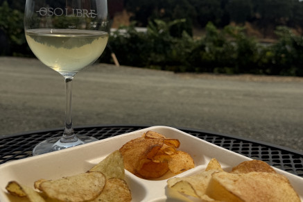 Memorial Day Weekend - Enjoy wine and chips!